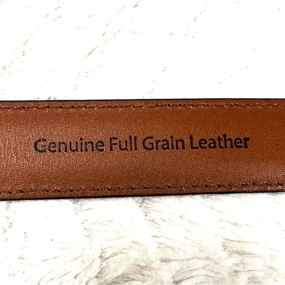 L.L.Bean  Genuine Leather Belt Size 42 Black, Gold Toned Buckle, Made in USA, 42